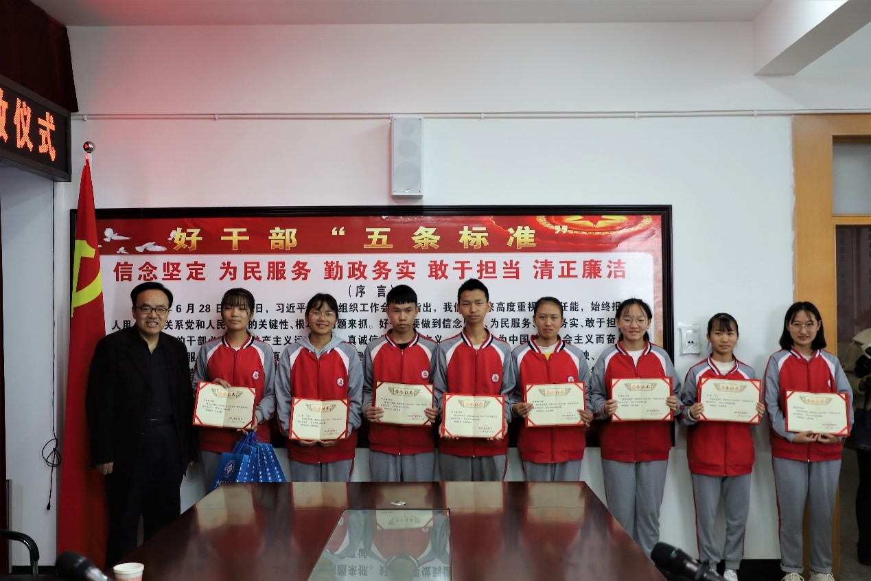 32d9f5b2fc3742109fa6ea1daa888c65.jpg 32d9f5b2fc3742109fa6ea1daa888c65.jpg