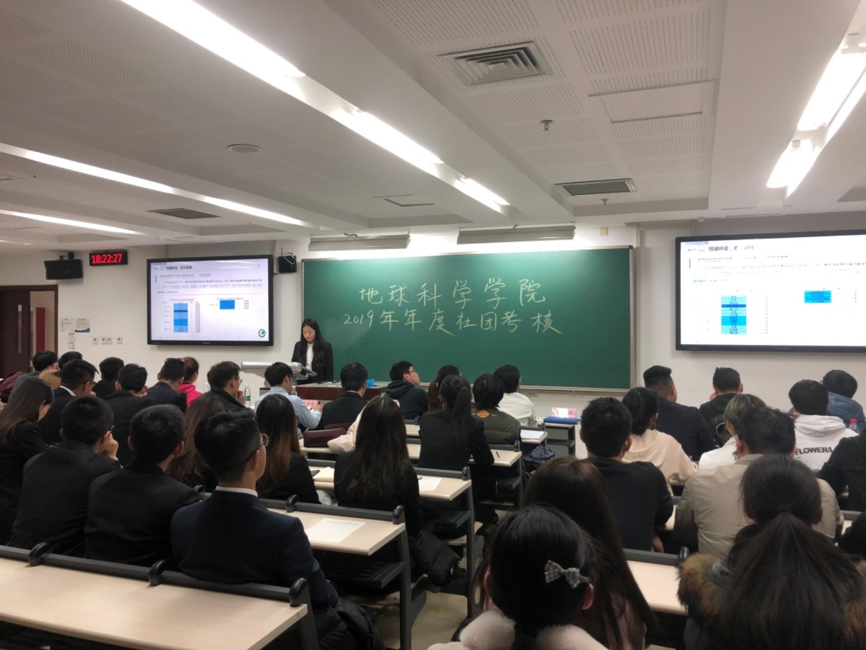 C:\Users\cxf\AppData\Local\Temp\WeChat Files\d5ff187519b1a46ca2d0381848698d7.jpg