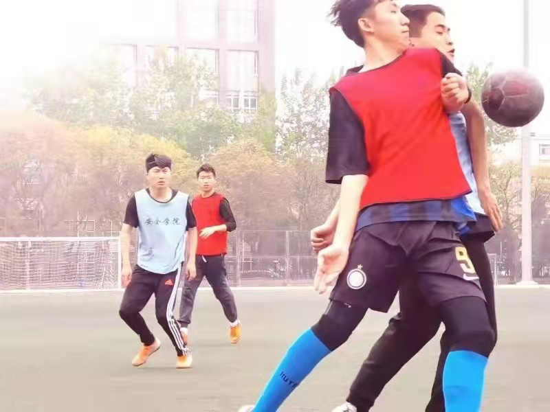 c9d0a26ff88947e5919c5d68eec22469.jpg c9d0a26ff88947e5919c5d68eec22469.jpg