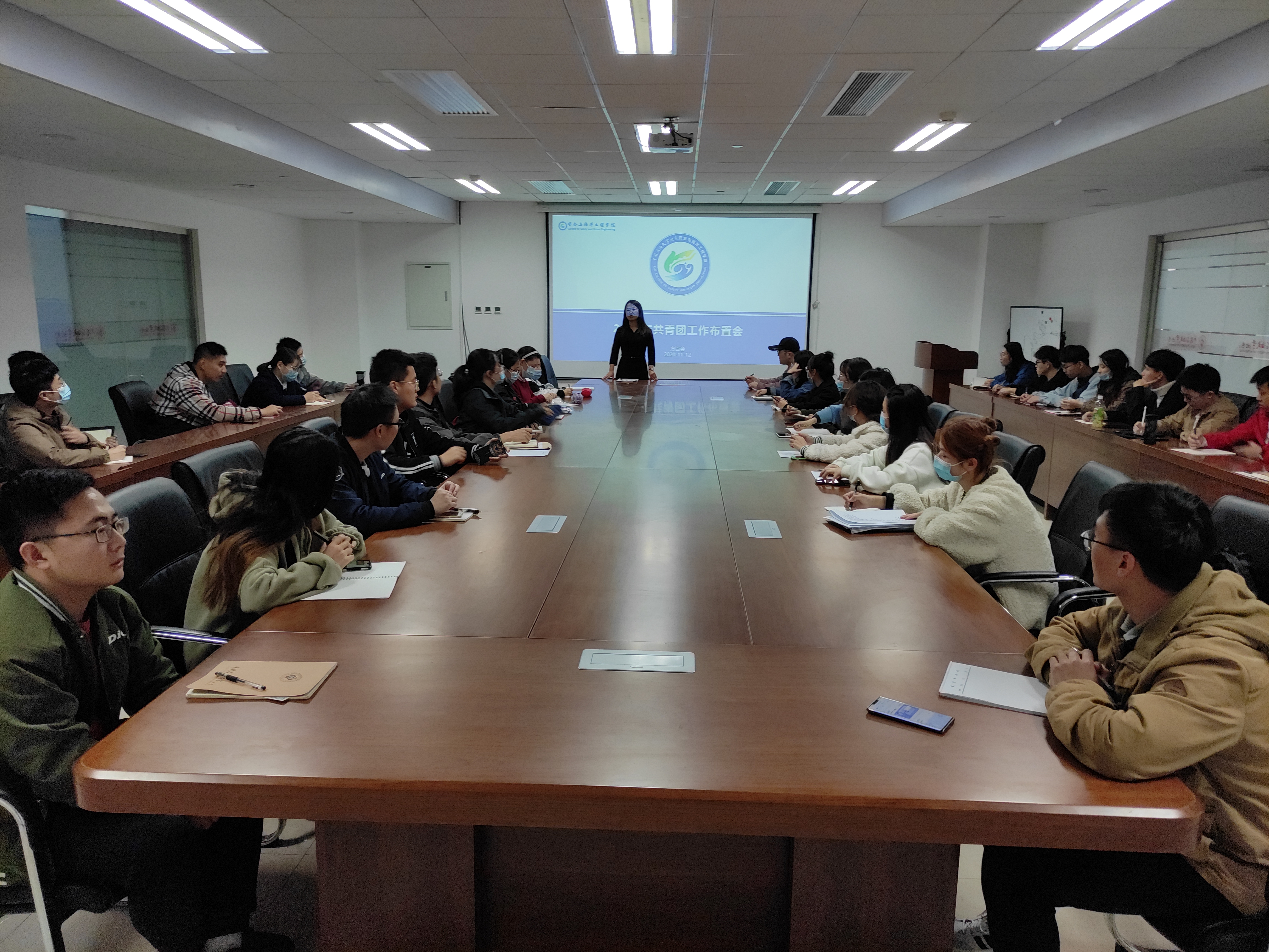 8b1c6d7b878c434db86613a8620a3599.jpg 8b1c6d7b878c434db86613a8620a3599.jpg